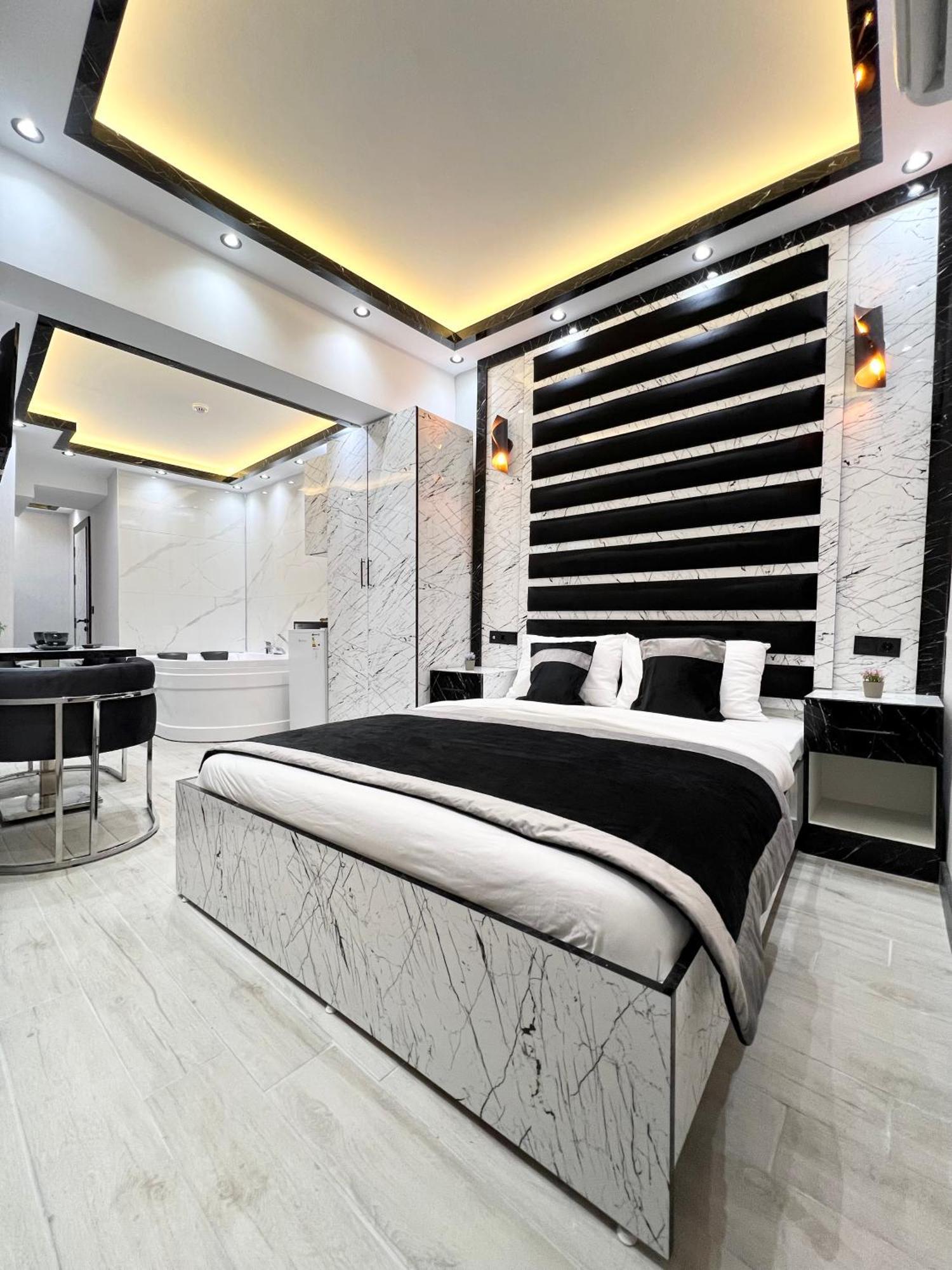 Taksim Larissa Hotel Suites Istanbul Ngoại thất bức ảnh