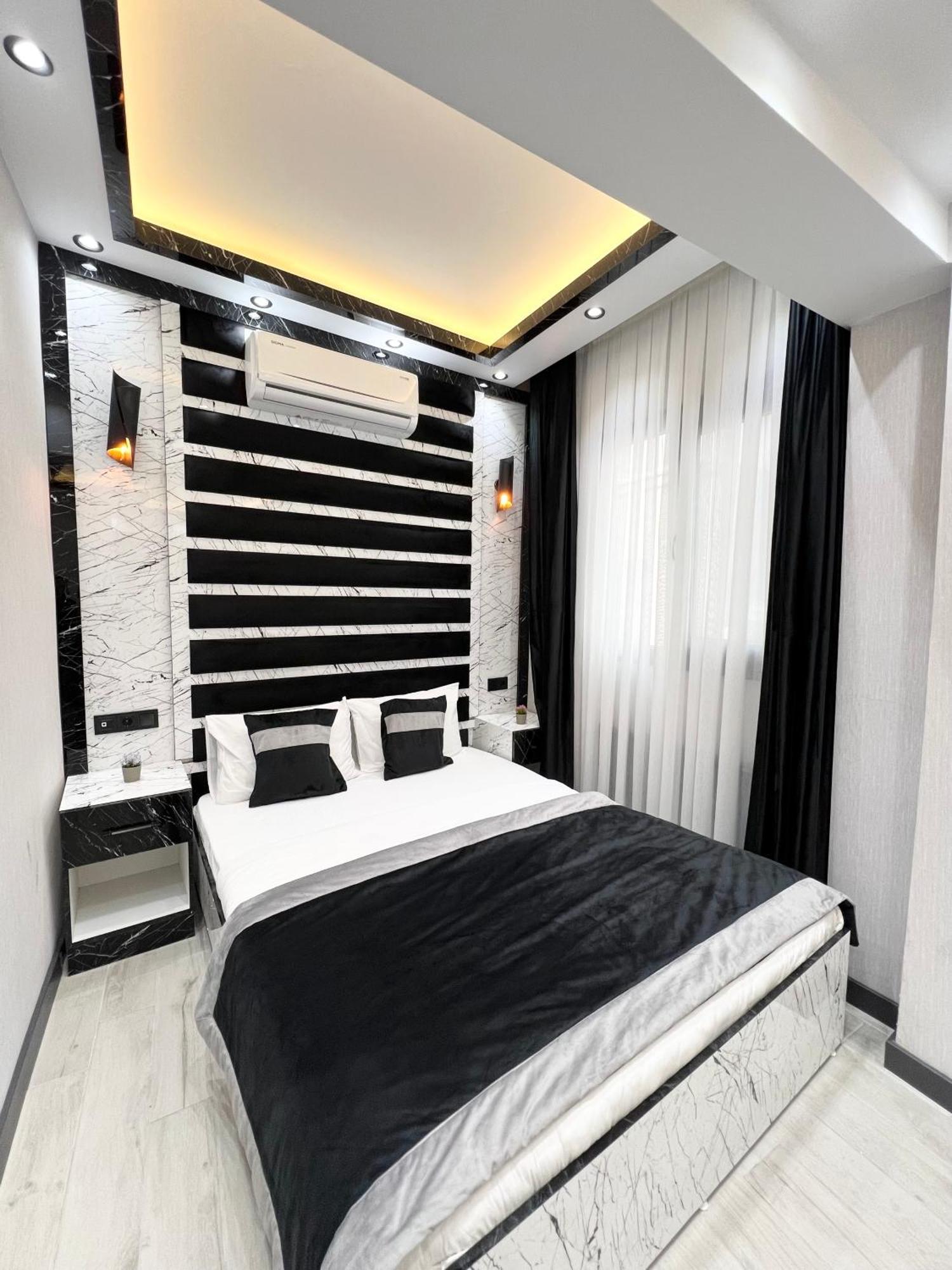 Taksim Larissa Hotel Suites Istanbul Ngoại thất bức ảnh
