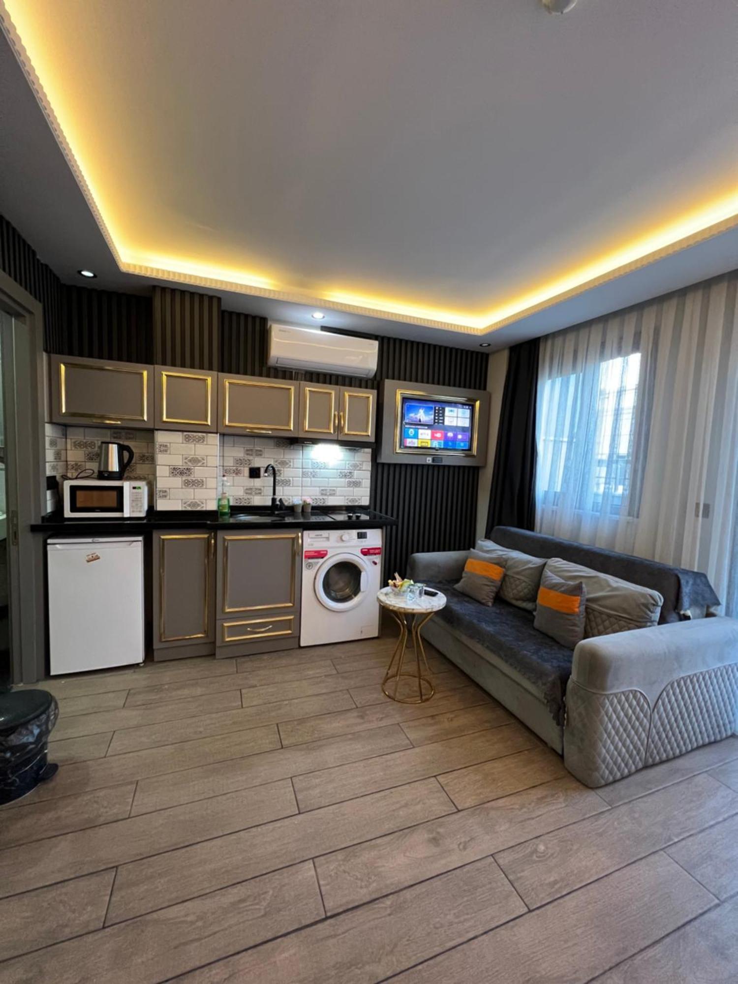 Taksim Larissa Hotel Suites Istanbul Ngoại thất bức ảnh