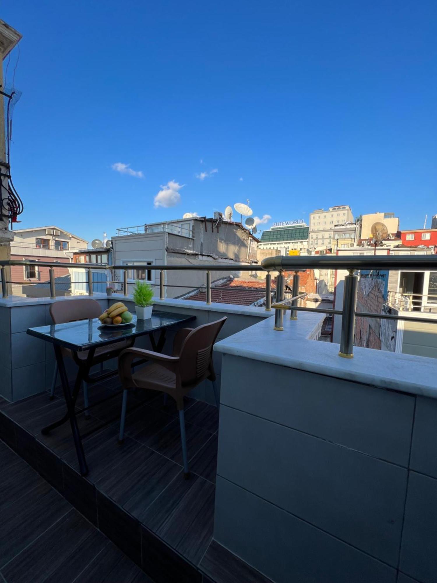 Taksim Larissa Hotel Suites Istanbul Ngoại thất bức ảnh