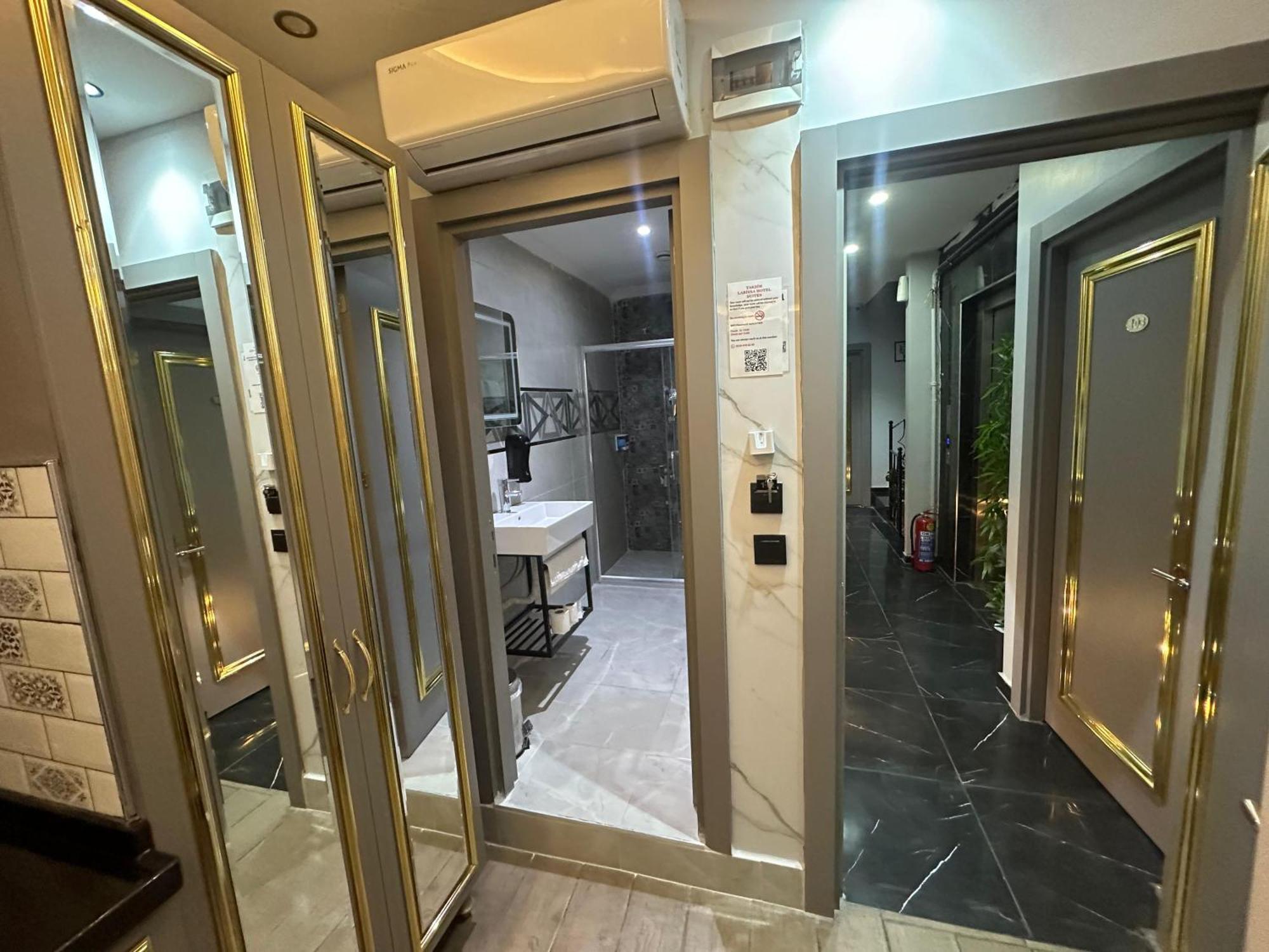 Taksim Larissa Hotel Suites Istanbul Ngoại thất bức ảnh