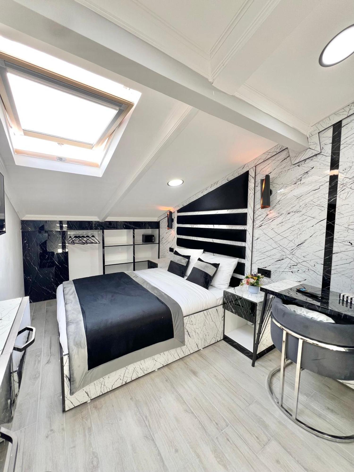 Taksim Larissa Hotel Suites Istanbul Ngoại thất bức ảnh