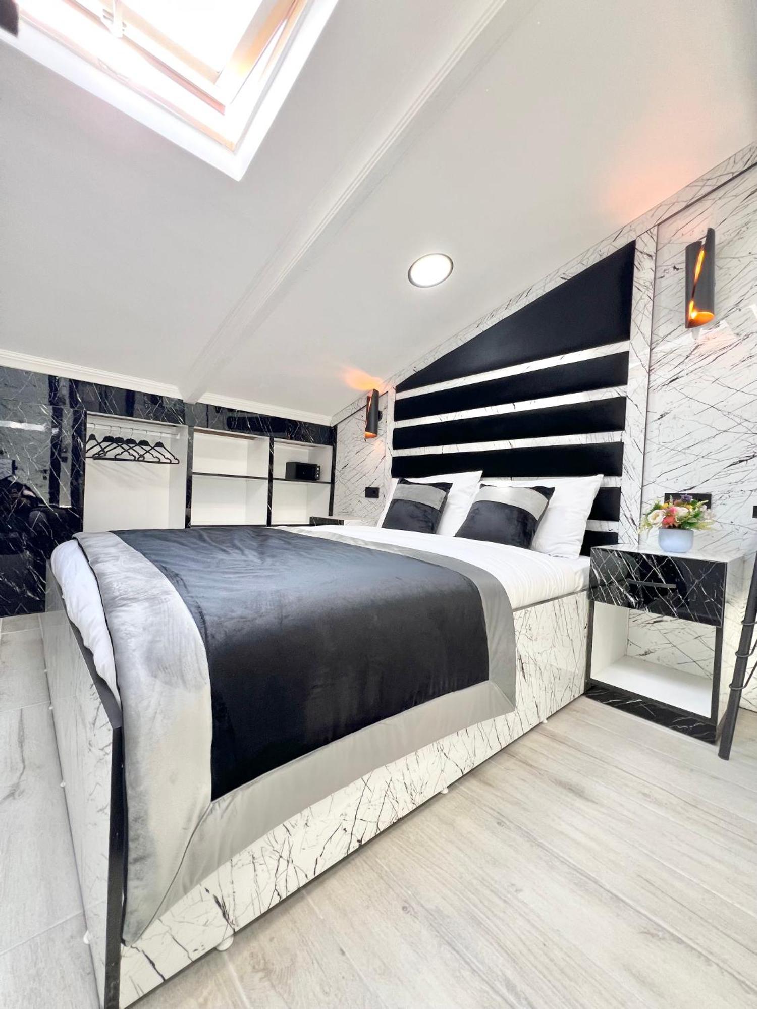 Taksim Larissa Hotel Suites Istanbul Ngoại thất bức ảnh